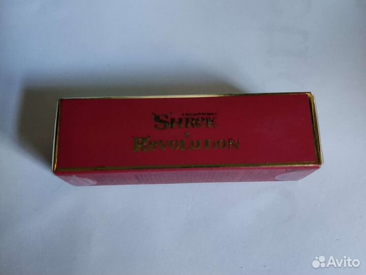 Помада Shrek x I Heart Revolution Dragon Шрек