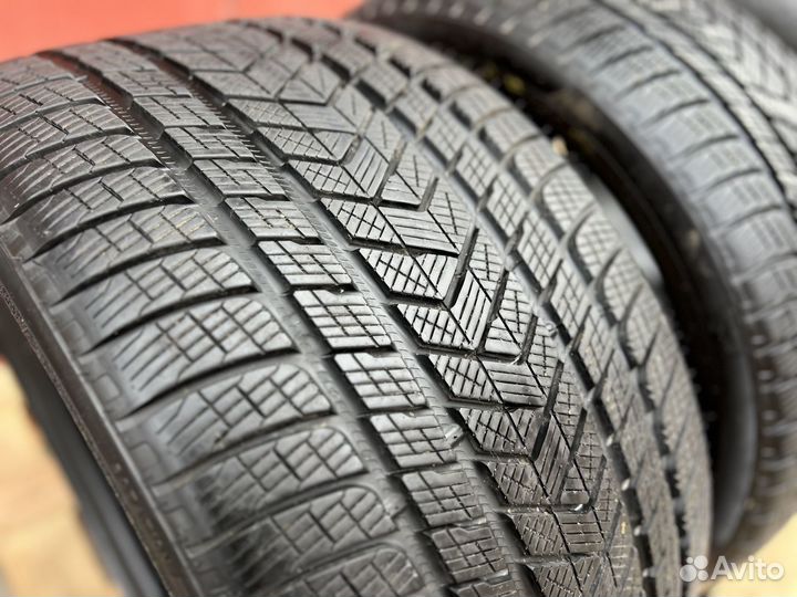Pirelli Scorpion Winter 285/35 R22 и 315/30 R22 V