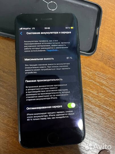 iPhone SE (2020), 64 ГБ