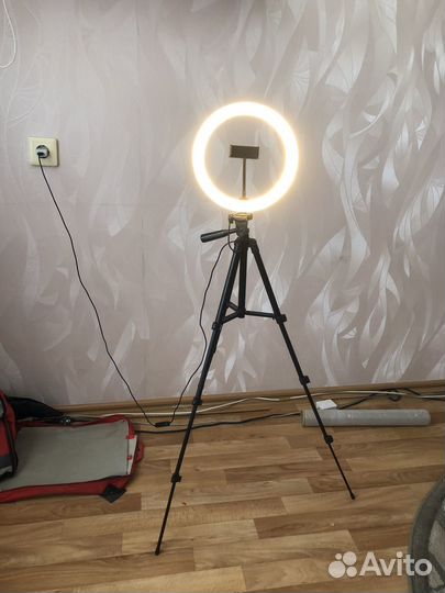 Кольцевая лампа