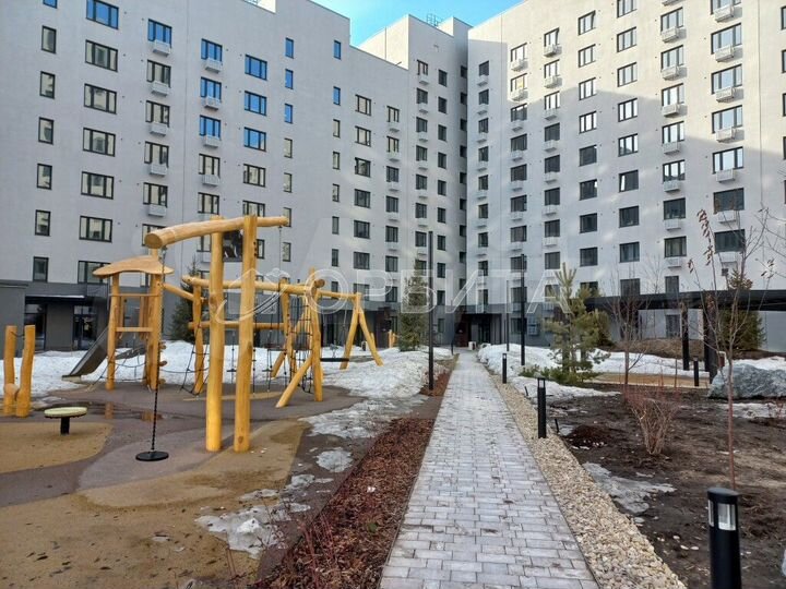 2-к. квартира, 70 м², 2/16 эт.