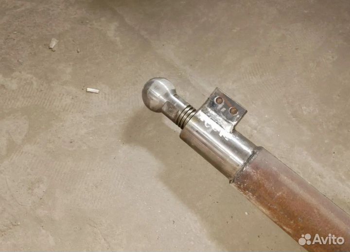 Раскос винтовой отвала Трактора Бульдозера тм10