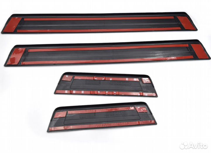 Накладки на пороги Volkswagen Passat / Фольксваген Пассат 2013-2016 г.в black