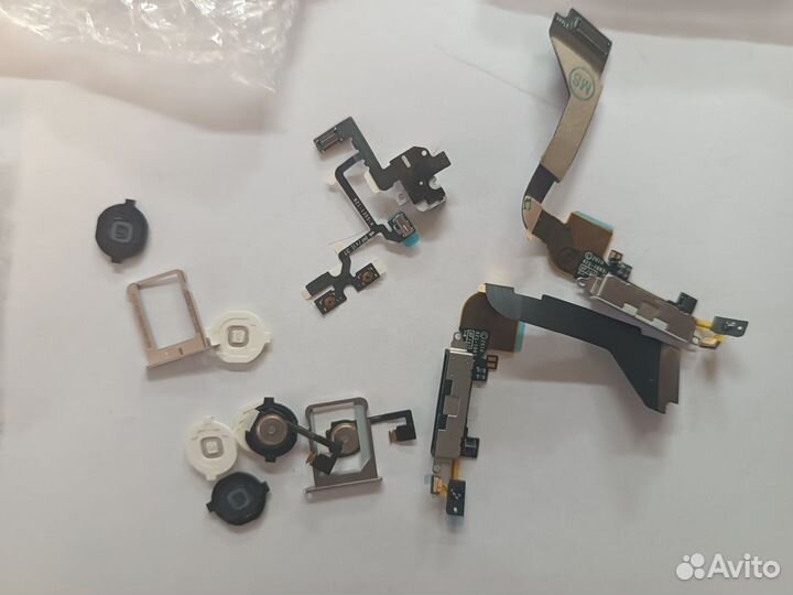 Запчасти iPhone 4