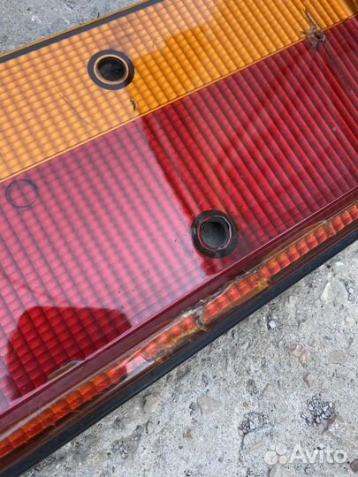 Бленда Hella Mercedes W124 Оригинал