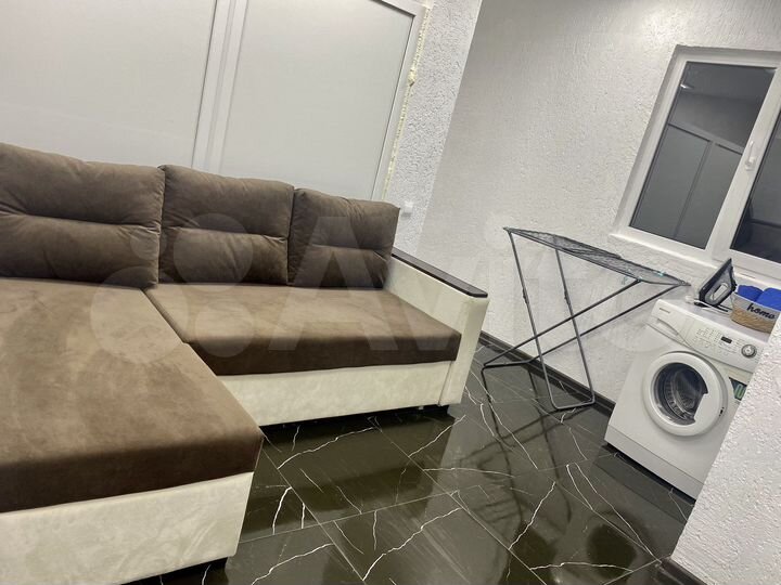 2-к. квартира, 50 м², 1/2 эт.