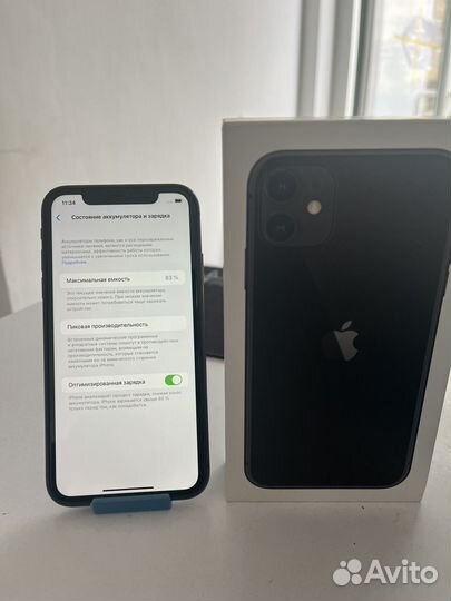 iPhone 11, 64 ГБ