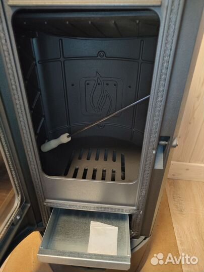 Чугунная печь камин Plamen Tara