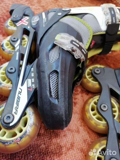 Роликовые коньки