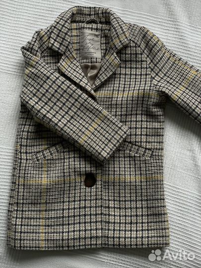 Пальто для девочки 116 Reserved