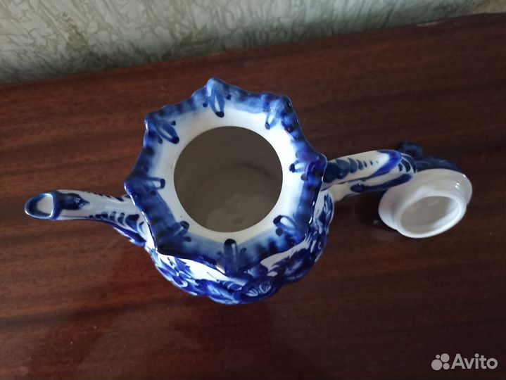 Чайник заварочный фарфоровый