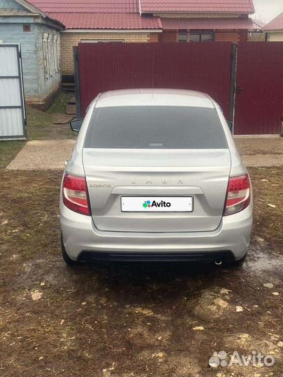 LADA Granta 1.6 МТ, 2013, 200 000 км