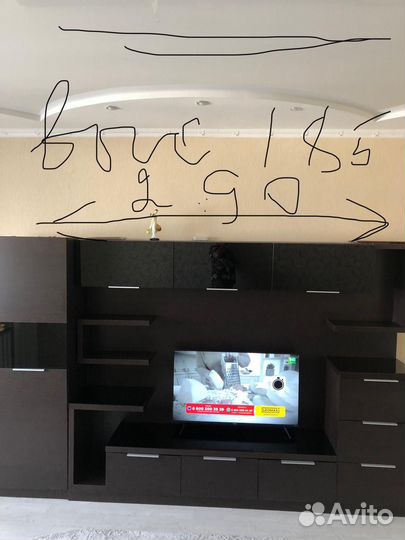 Стенка в гостиную