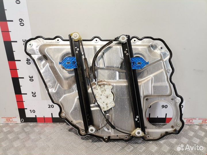 Стеклоподъемник электрический задний правый Audi