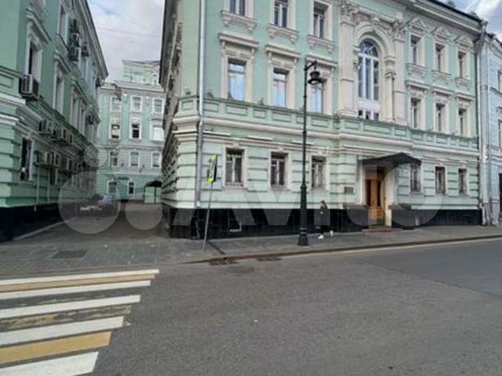 Здание, 1340 м²