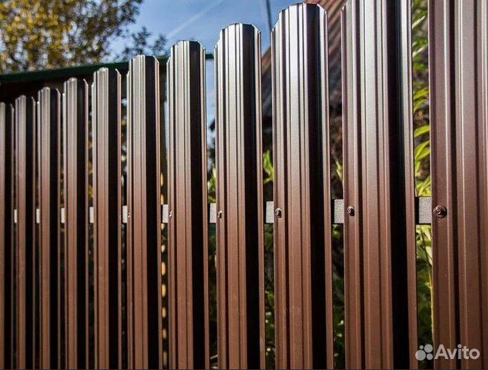 Штакетник на забор клумбы