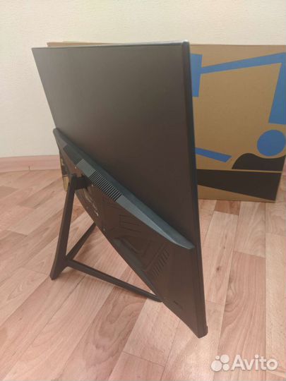 Монитор 27