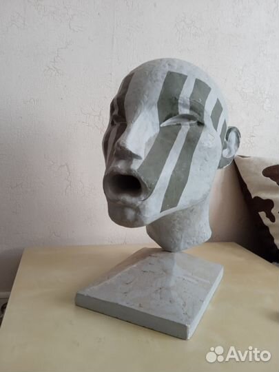 Гипсовая скульптура