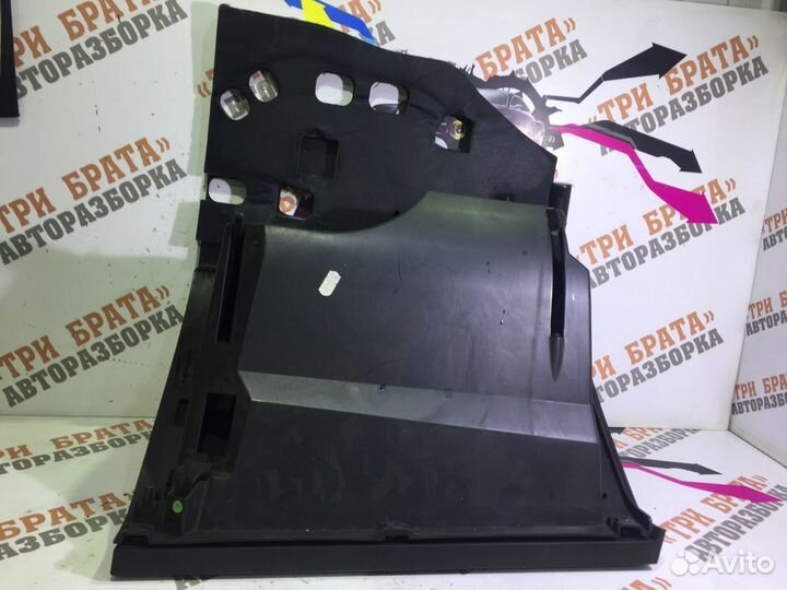 Опель Вектра Бардачок