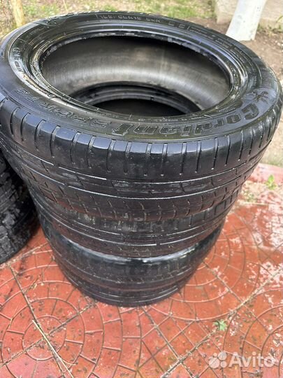 Kumho Ecsta HS51 215/45 R16
