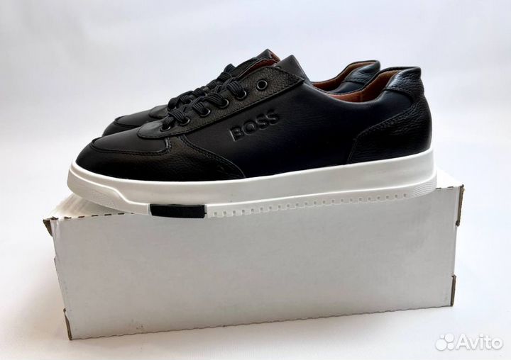 Кроссовки Boss качественные