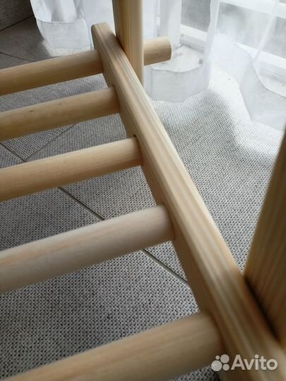 Деревянный рейл, вешалка напольная