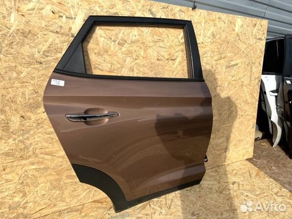 Дверь Hyundai Tucson 3 задняя правая