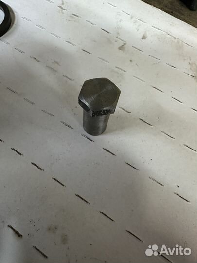 Гайка/направляющая тормозной колодки CF moto