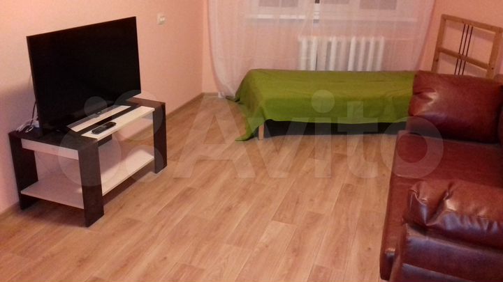 2-к. квартира, 54 м², 3/5 эт.