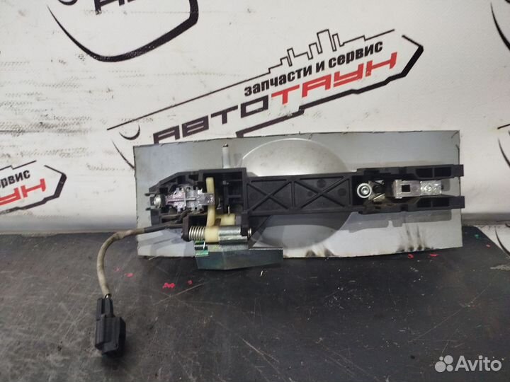 Ручка двери внешняя nissan suzuki elgrand landy serena C26 FC26. HC26 HFC26 NC26 PE52 PNE52 SC26 SHC