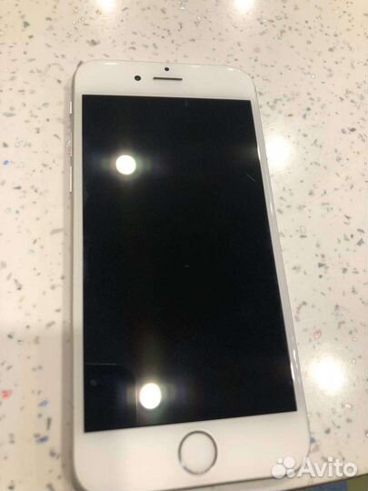 Телефон iPhone 6s на запчасти