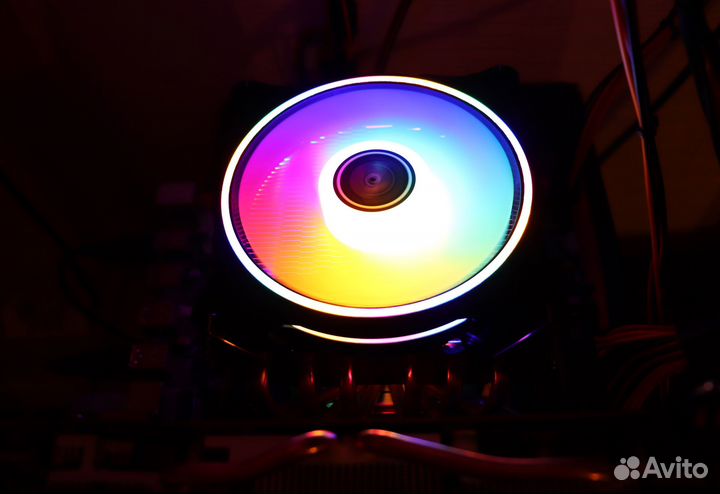 28 лог. ядер 3.5 GHz + s2011-3 + 32GB DDR4 + Кулер