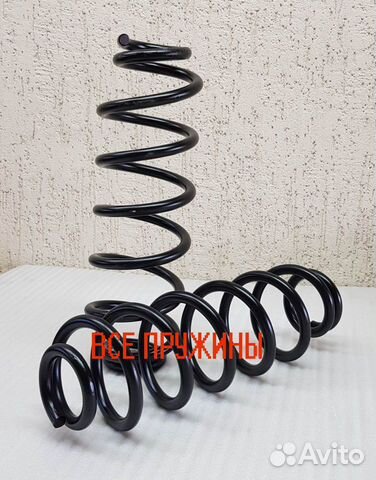 Пружина задняя Toyota Camry 70 2 шт
