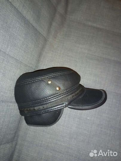 Мужская кожаная кепка