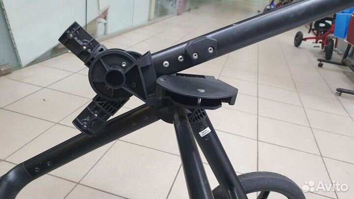 Механизм складывания коляски BeBe Mobile