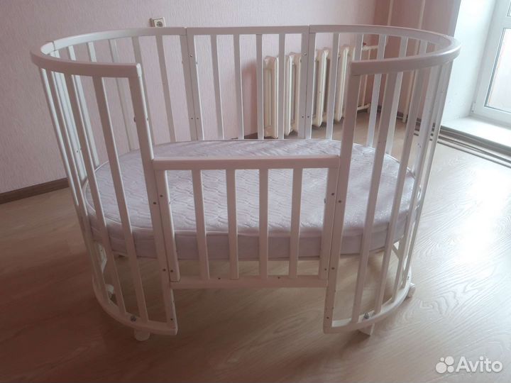 Кровать круглая/овальная с матрасами и бельем