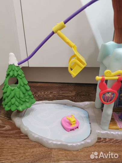 Зимний домик энчантималс