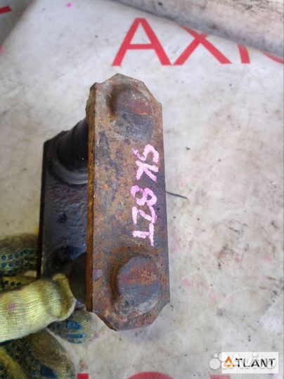 Серьга правая mazda bongo