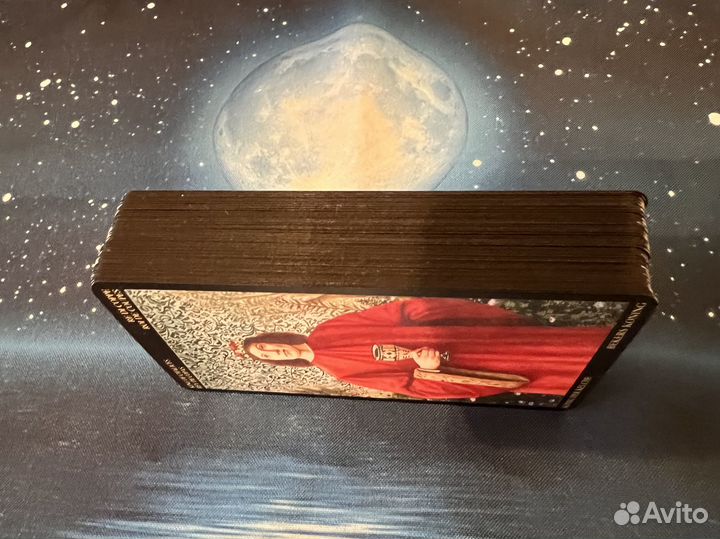 Продам книгу по Золотому таро Боттичелли + колоду