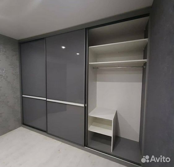 Угловой шкаф