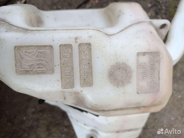 Бачок омывателя Fiat Linea/Фиат Линеа