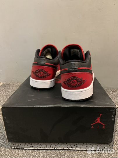 Кроссовки Air Jordan 1 low Reverse Bred