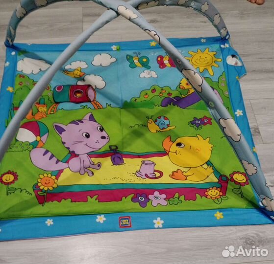 Развивающий коврик tiny love