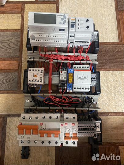 Контроллер siemens rlu220