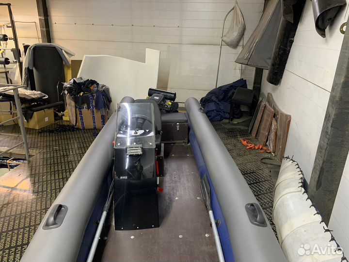 Лодка болотоход Бриз 430