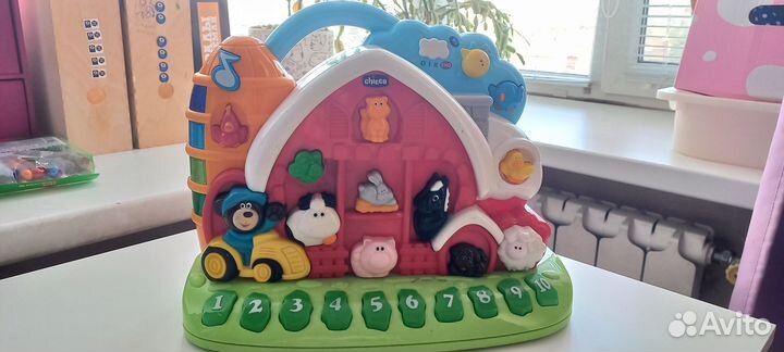 Продам музыкальную игрушку Chicco