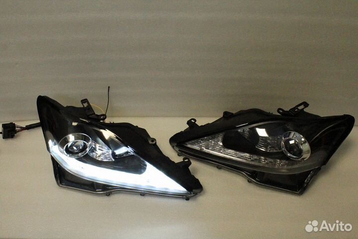 Lexus IS 2005-2013 фары с бегающим поворот K2QW1