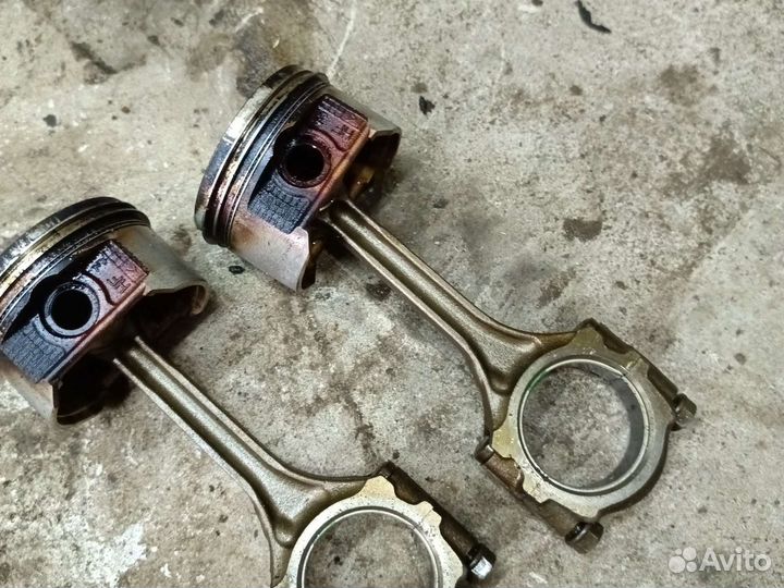 Шатун с поршнем d17A Honda Civic stream 1.7