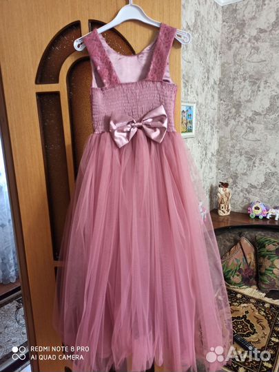 Вечернее платье