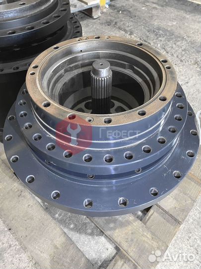 Бортовой редуктор PC300LC-8M0 207-27-00590